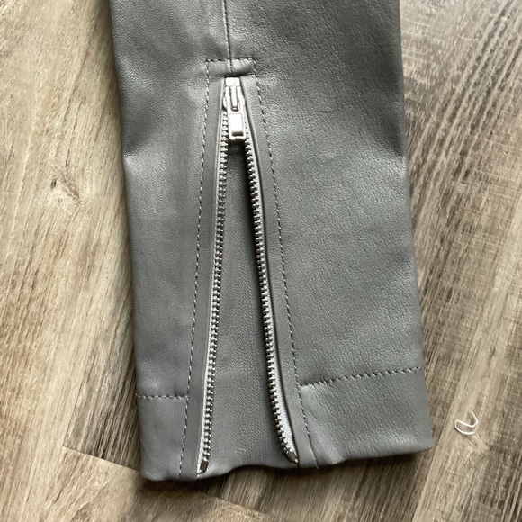 Elizabeth And James Lamb Leather Gray size 6 - Picture 6 of 7